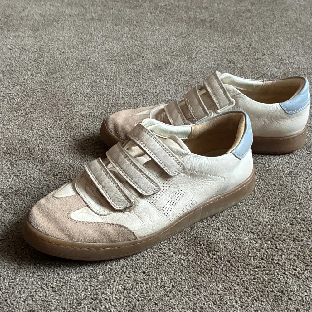 Sam Edelman Reve Sneakers - Picture 2 of 10